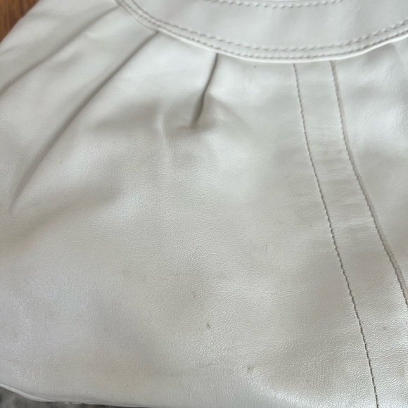 Coach F14379 ivory Ergo shoulder bag - Picture 12 of 16